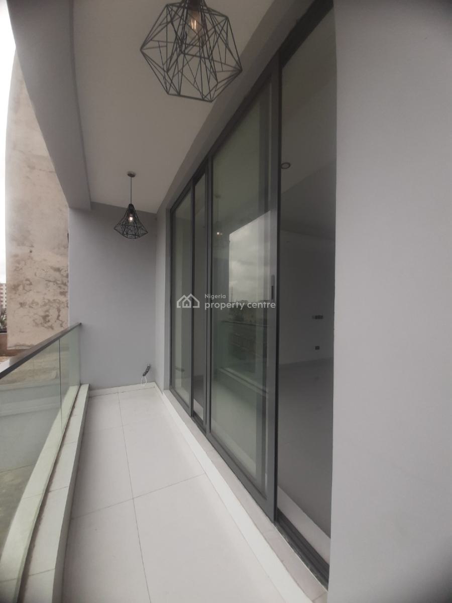 Tastefully Finished and Serviced with 24 Hours Power Supply, 2 Bedrooms En-suite, Lekki Phase 1, Lekki, Lagos, Flat / Apartment for Sale