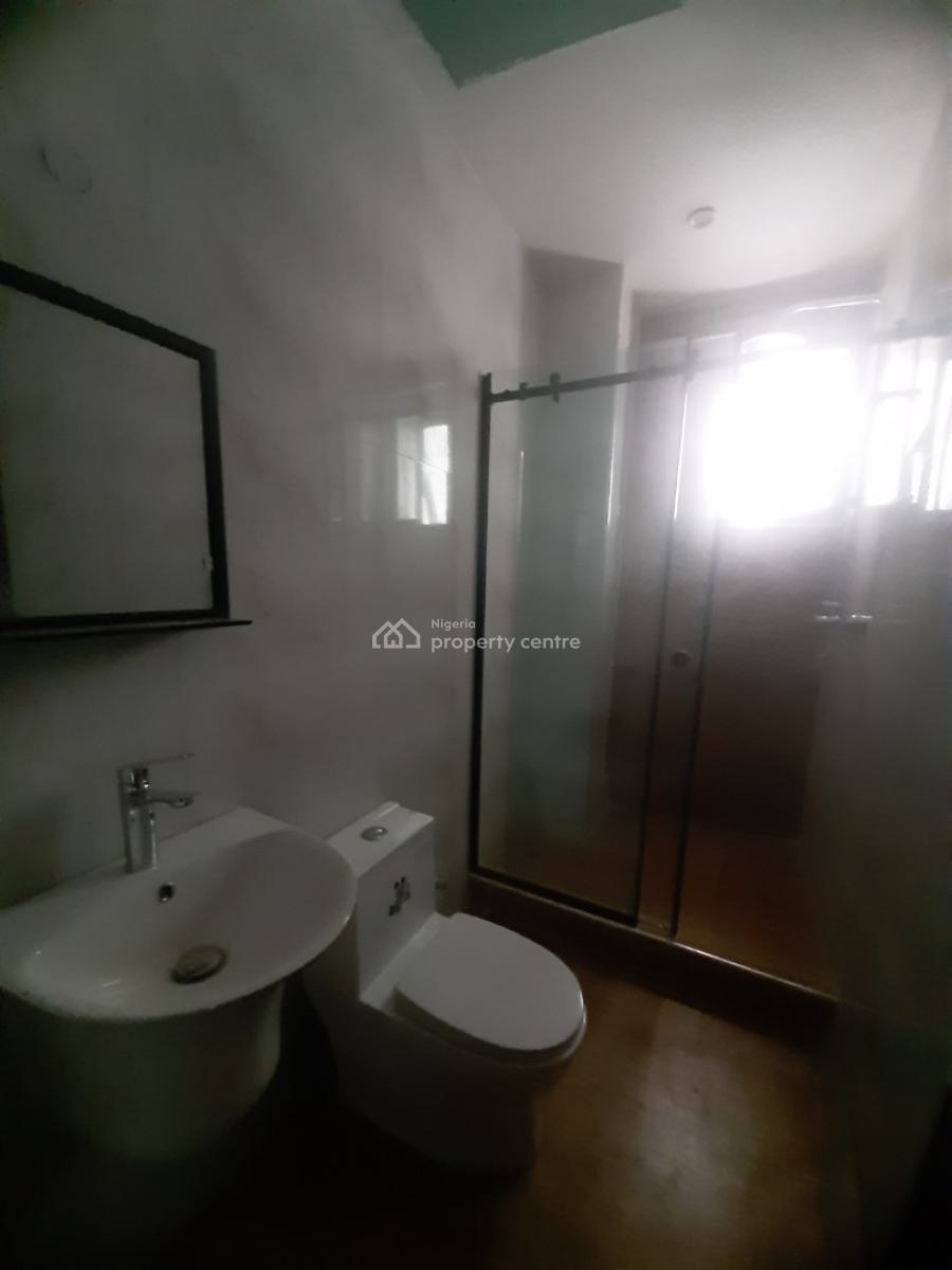 Tastefully Finished and Serviced with 24 Hours Power Supply, 2 Bedrooms En-suite, Lekki Phase 1, Lekki, Lagos, Flat / Apartment for Sale