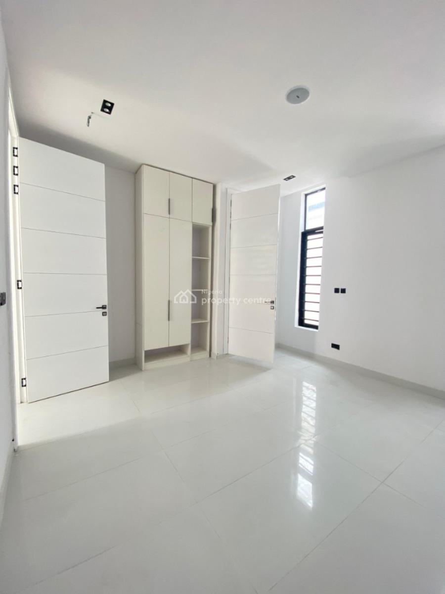 5 Bedroom Fully Detached Duplex with Bq and Pool, Ikota Gra, Lekki, Lagos, Detached Duplex for Sale