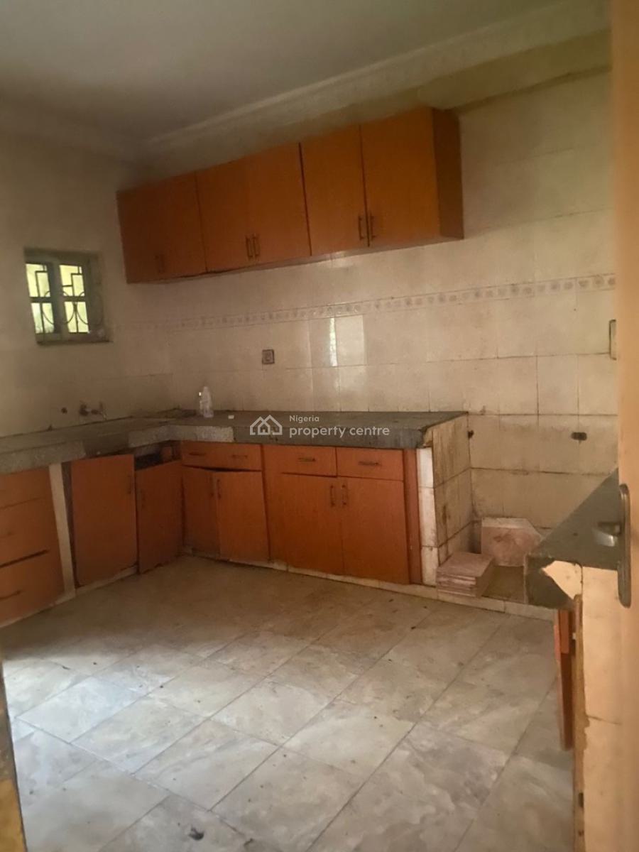 4bedroom Block Flat, Zone 4, Wuse, Abuja, Block of Flats for Sale