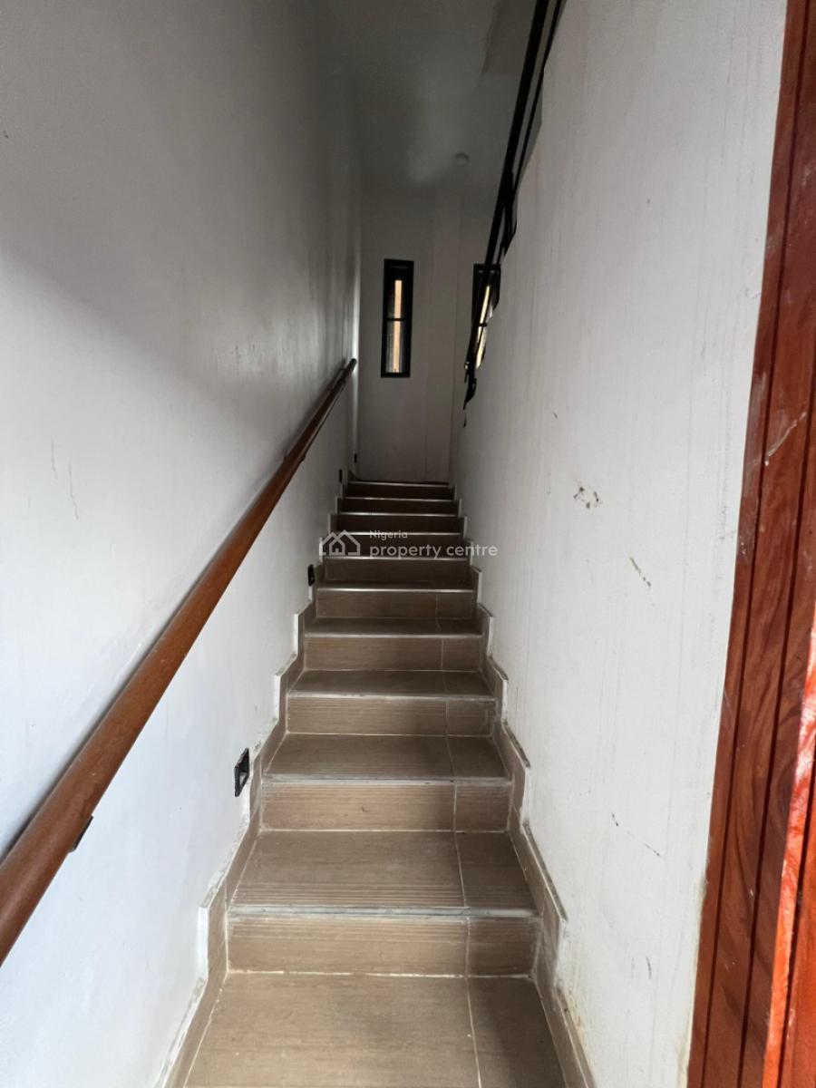 3 Bedroom Penthouse with Bq, Ikota Gra, Lekki, Lagos, House for Sale