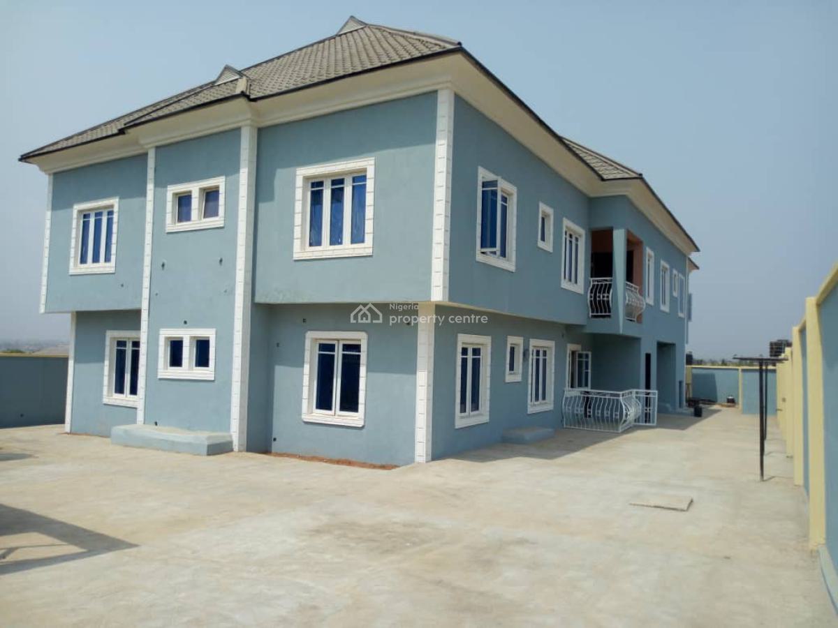 Duplex+one Storey  with Two3 Bedrooms Ensuite with a Kitchen, Library, 5 Ifelere Street, Idi-iroko, Phase 2, Oranfe, Ile Ife., Ife Central, Osun, Flat / Apartment for Sale