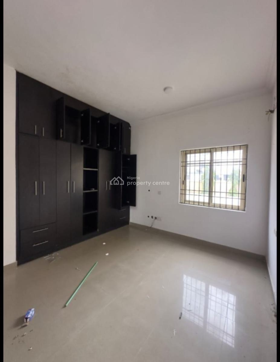 Spacious Miniflat Available, Ikate Lekki Lagos, Ikate, Lekki, Lagos, Mini Flat (room and Parlour) for Rent