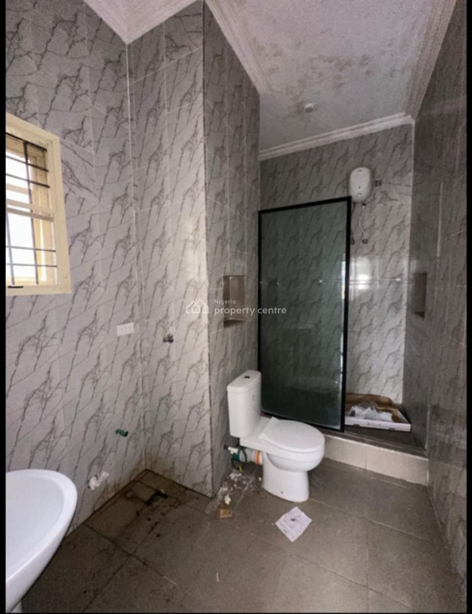 Spacious Miniflat Available, Ikate Lekki Lagos, Ikate, Lekki, Lagos, Mini Flat (room and Parlour) for Rent