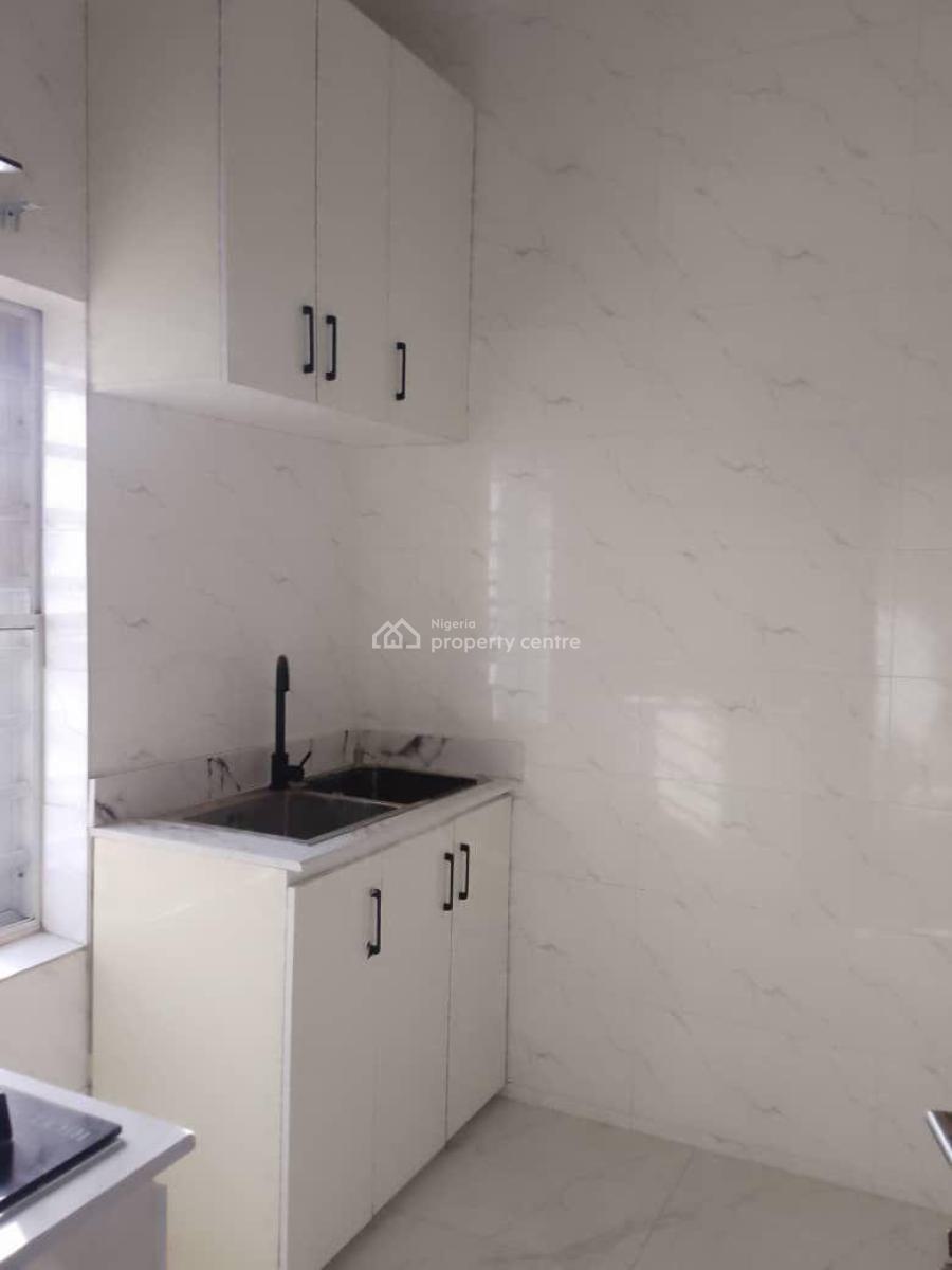 Luxury Serviced 1 Bedroom Mini Flat, New Road/alpha Beach Road Eti-osa Lga, Lekki, Lagos, Mini Flat (room and Parlour) for Rent
