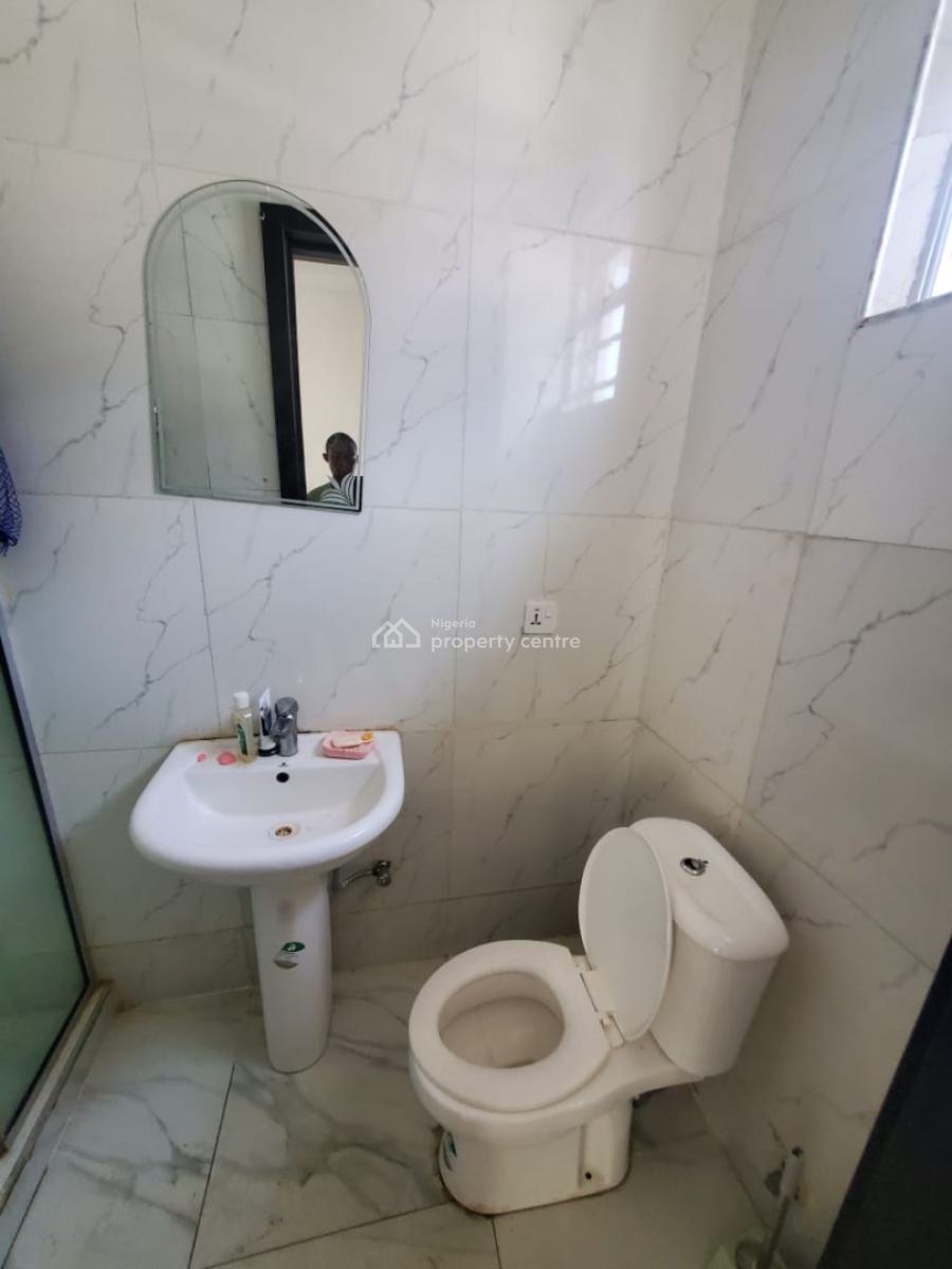 5 Bedroom Duplex, Lekki Phase 1, Lekki, Lagos, Office Space for Rent