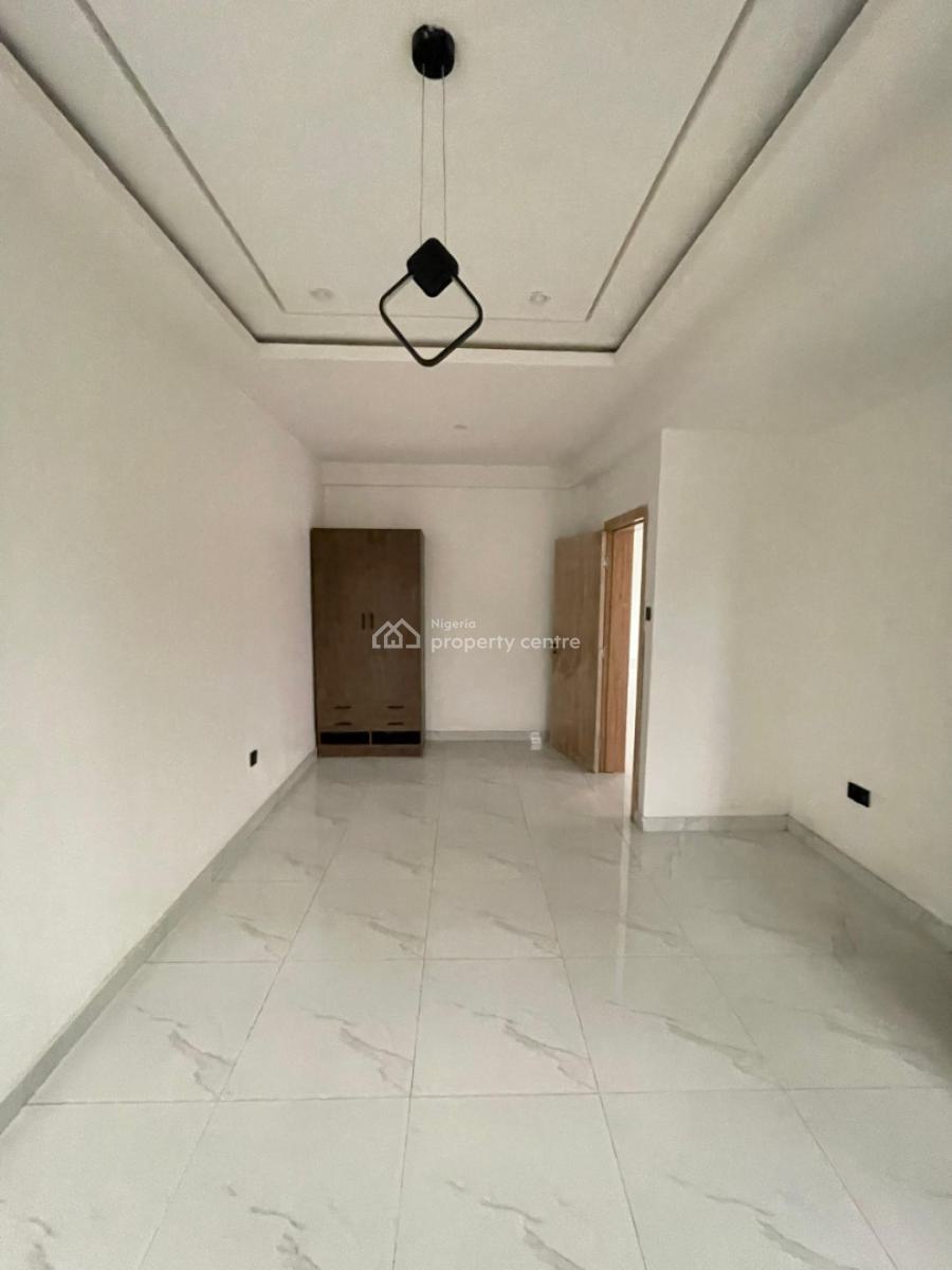 2 Bedroom Flat, Off Domino Pizza, Ologolo, Lekki, Lagos, Flat / Apartment for Rent