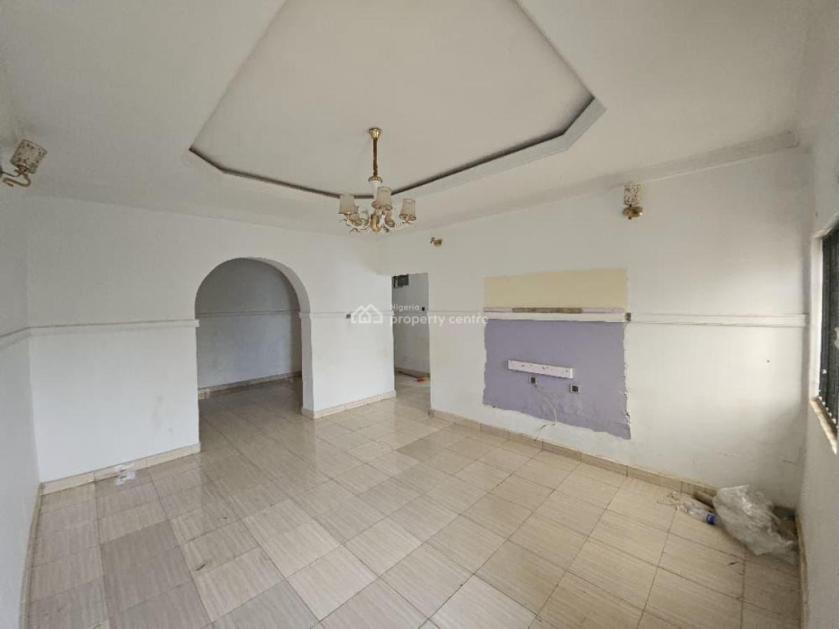 Very Spacious 3 Bedroom Flat, Emerald Flower City Estate, Lokogoma District, Abuja, Flat / Apartment for Rent