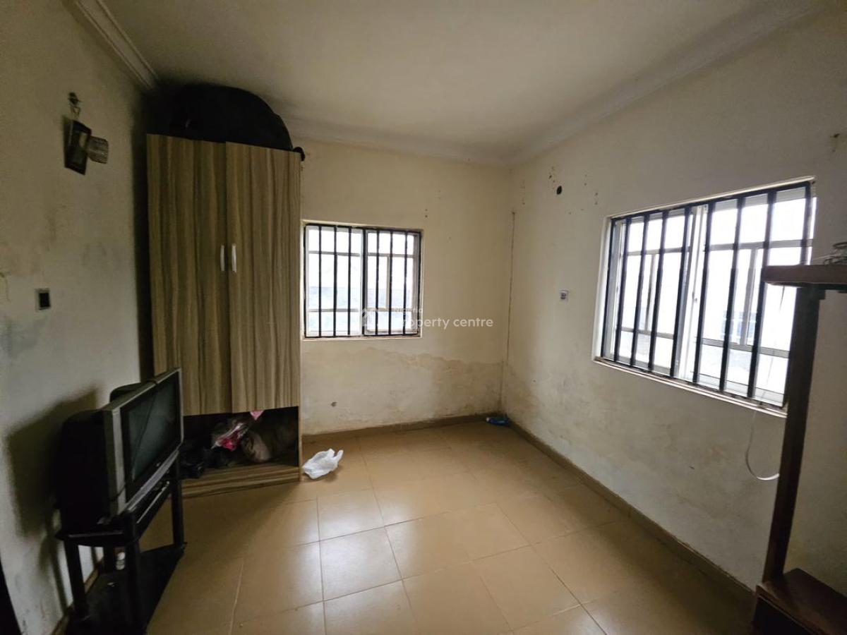 Very Spacious 3 Bedroom Flat, Emerald Flower City Estate, Lokogoma District, Abuja, Flat / Apartment for Rent