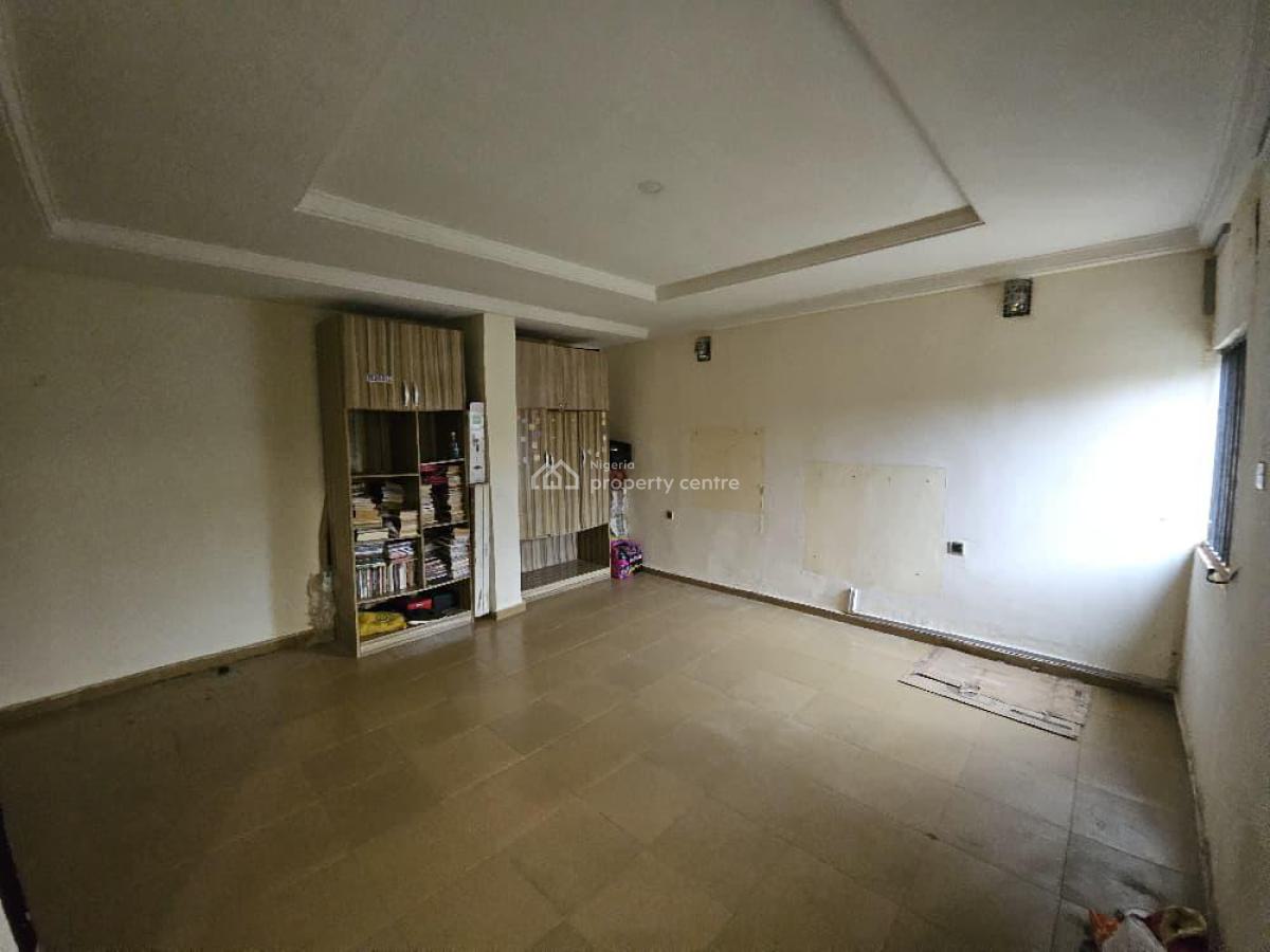 Very Spacious 3 Bedroom Flat, Emerald Flower City Estate, Lokogoma District, Abuja, Flat / Apartment for Rent