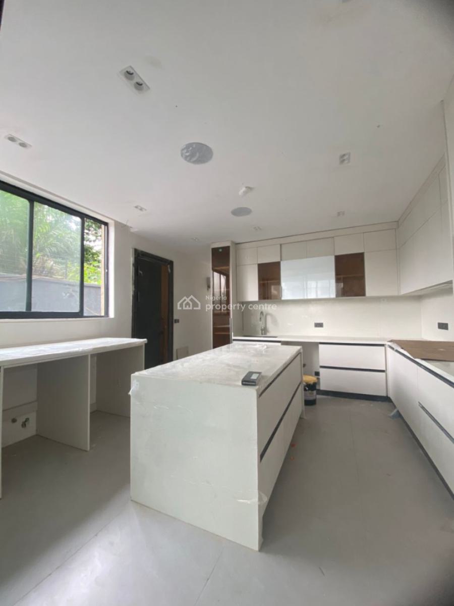 Contemporary Designed Smart 5 Bedroom Semi-detached House with 2 Bed Bq, Old Ikoyi, Ikoyi, Lagos, Semi-detached Duplex for Sale