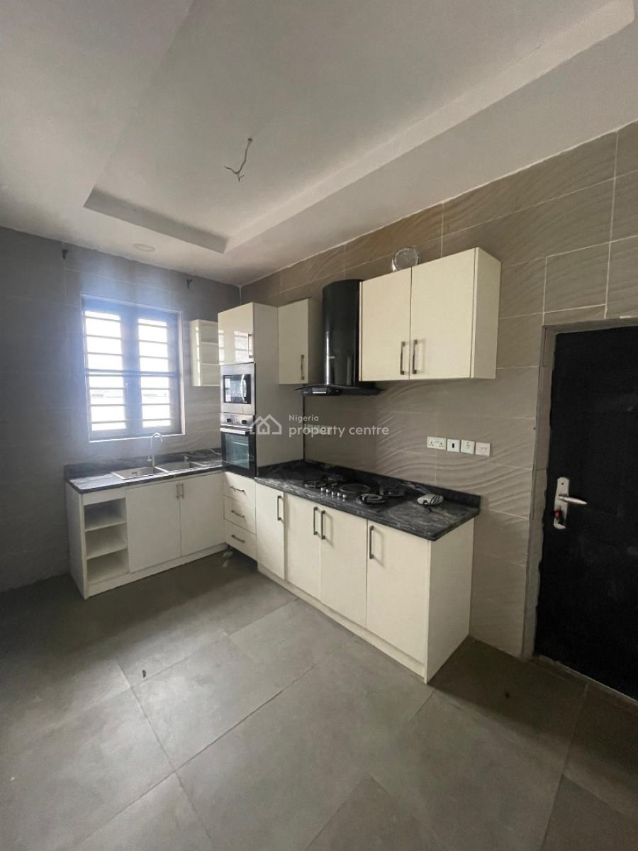 2 Bedroom Flat Available, Ilasan, Lekki, Lagos, Flat / Apartment for Rent