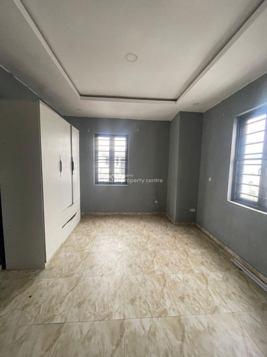 2 Bedroom Flat Available, Ilasan, Lekki, Lagos, Flat / Apartment for Rent