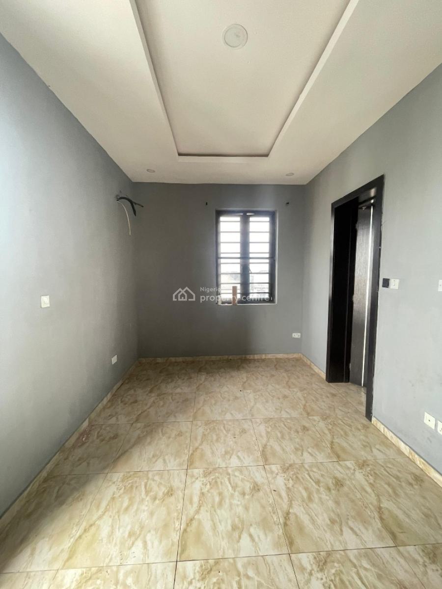 2 Bedroom Flat Available, Ilasan, Lekki, Lagos, Flat / Apartment for Rent