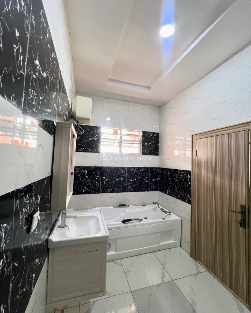Exquisite 4 Bedroom Terrace Duplex, Chevron, Lekki Phase 1, Lekki, Lagos, Terraced Duplex for Rent