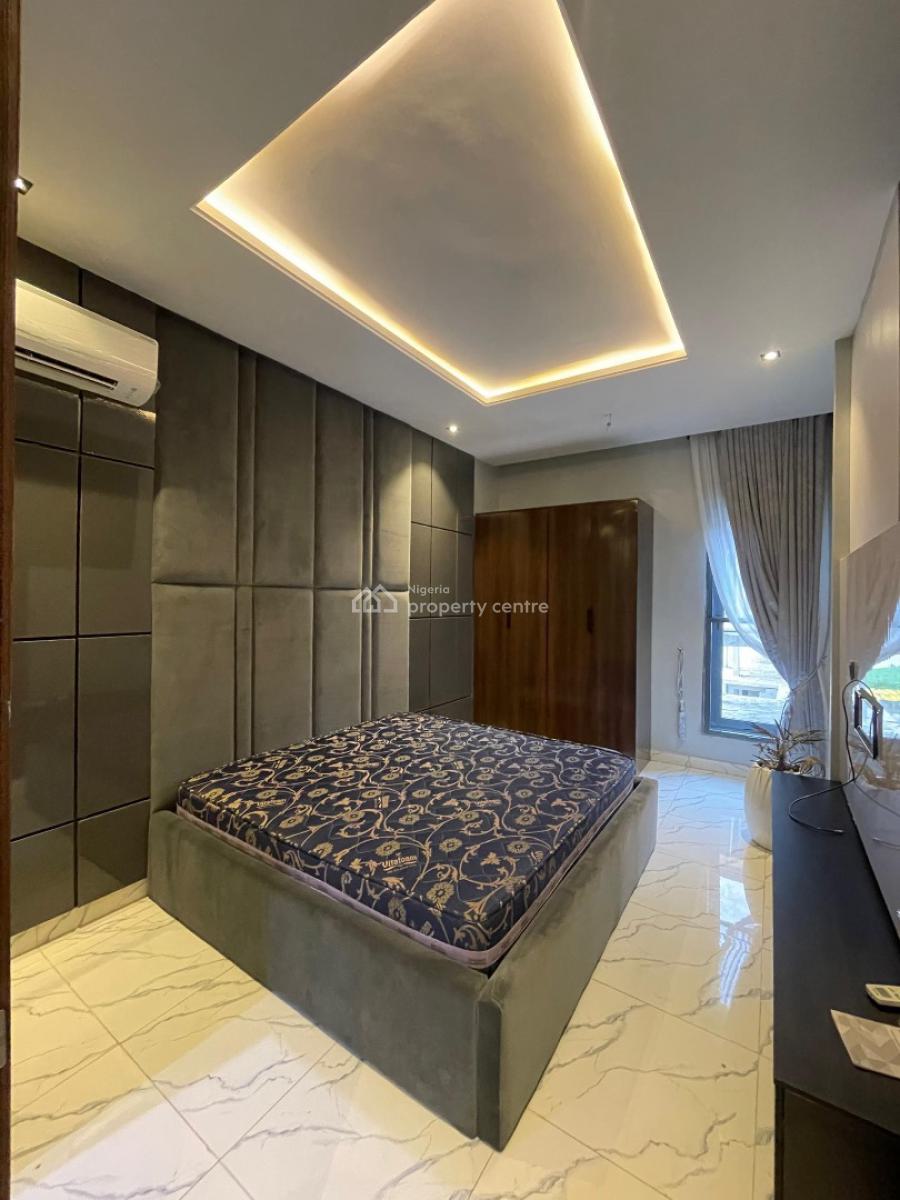 Elegant 2 Bedroom Penthouse with Bq, Gym & Pool, Lekki Phase 1, Lekki, Lagos, Flat / Apartment for Sale