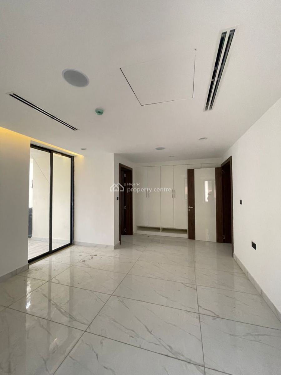 6 Bedrooms Fully Detached Duplex a Bq and a Swimming Pool, Guzape District, Abuja, Detached Duplex for Sale