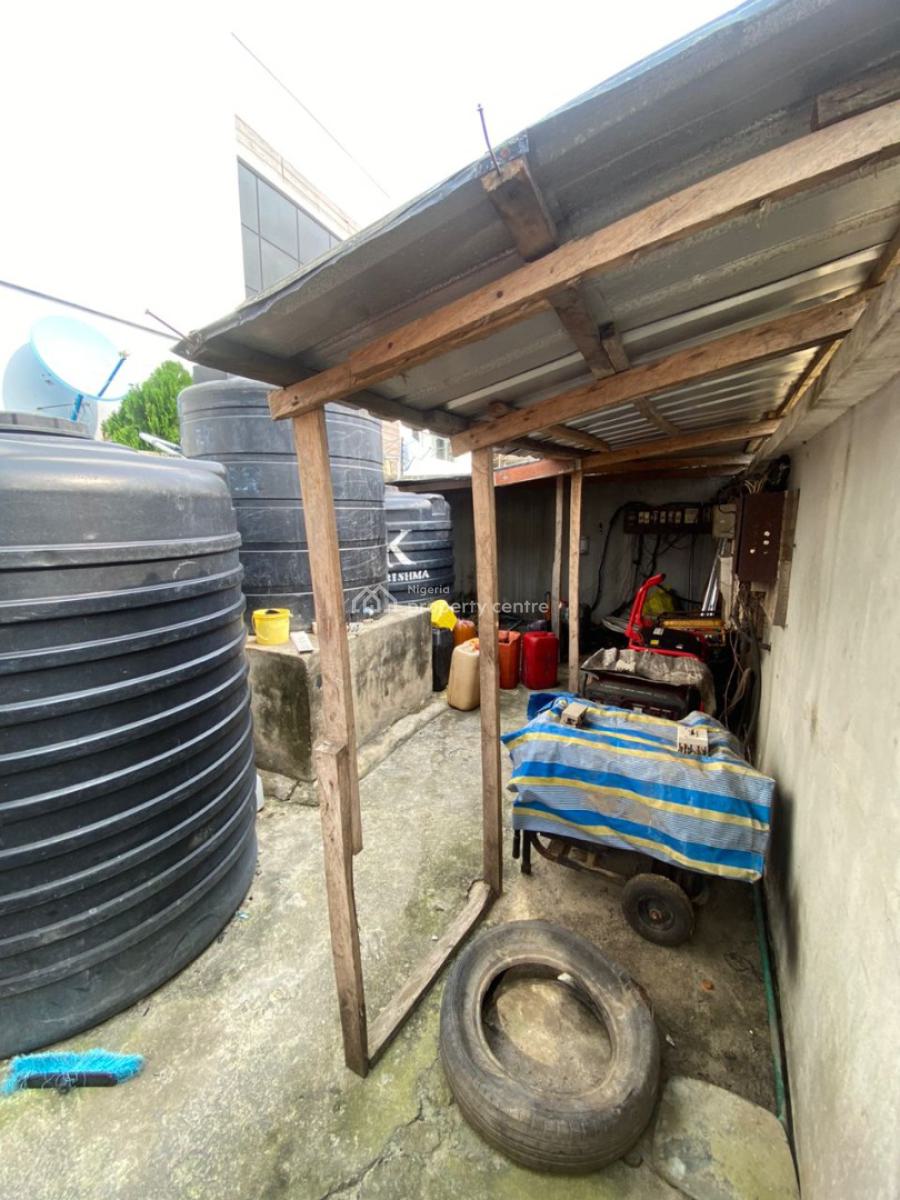 4 Bedroom Duplex with Bq  Location in an Estate Off Alpha Beach Road(n, Location in an Estate Off Alpha Beach Road(new Road)  Lekki, Lekki, Lagos, Terraced Duplex for Rent