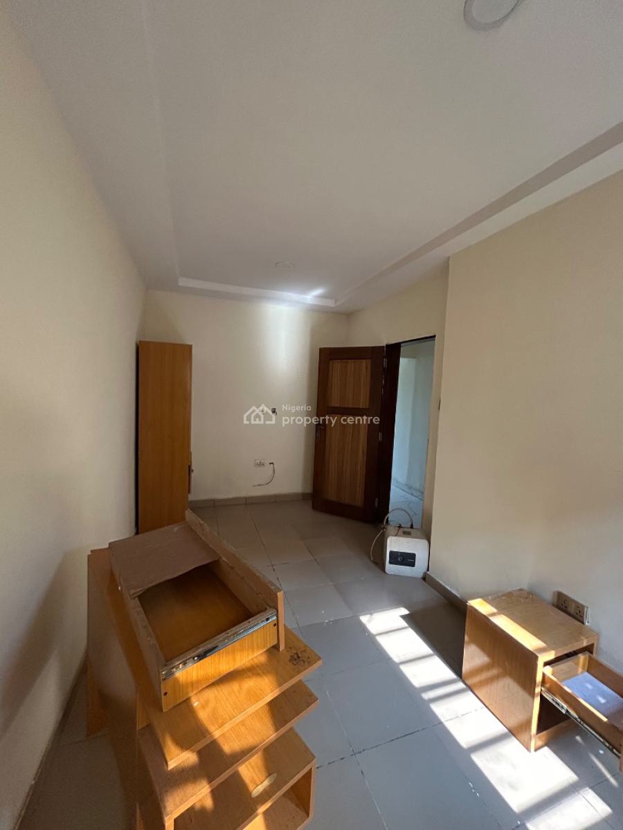 Well Maintained Spacious Mini Flat with Well Crafted Ktichen, Sangotedo, Ajah, Lagos, Mini Flat (room and Parlour) for Rent