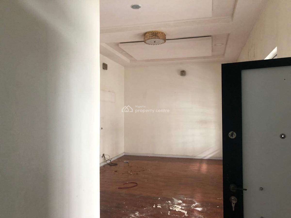 4 Bedroom Terrace, Orchid Road, Lafiaji, Lekki, Lagos, Terraced Duplex for Rent