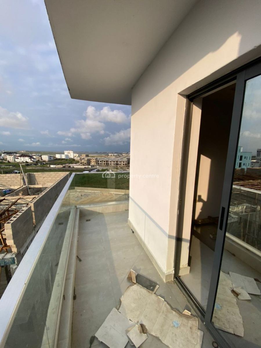 Three Bedroom Penthouse with Bq, Lekki Phase 1, Lekki, Lagos, Flat / Apartment for Sale