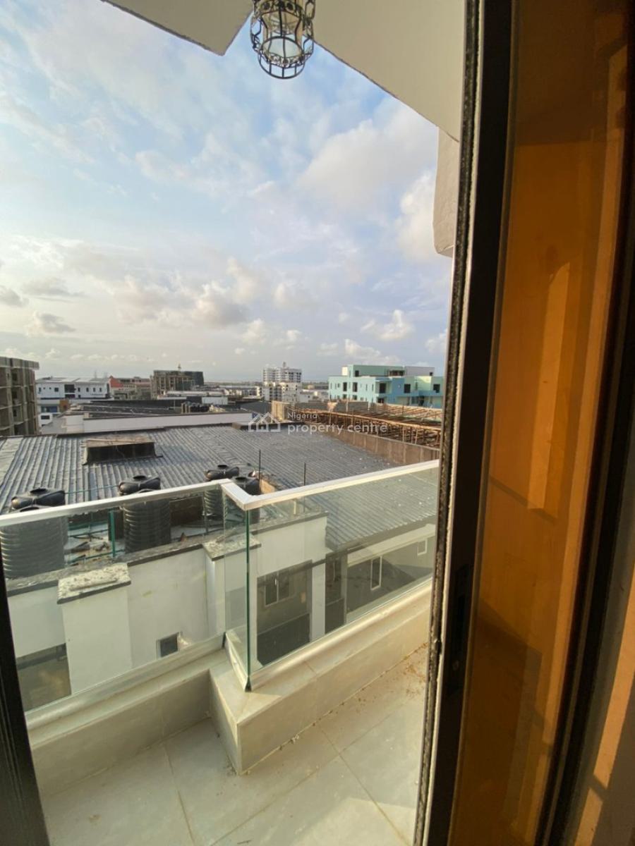 Three Bedroom Penthouse with Bq, Lekki Phase 1, Lekki, Lagos, Flat / Apartment for Sale