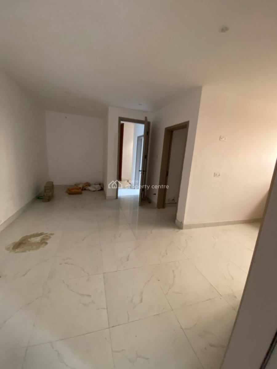 Three Bedroom Penthouse with Bq, Lekki Phase 1, Lekki, Lagos, Flat / Apartment for Sale