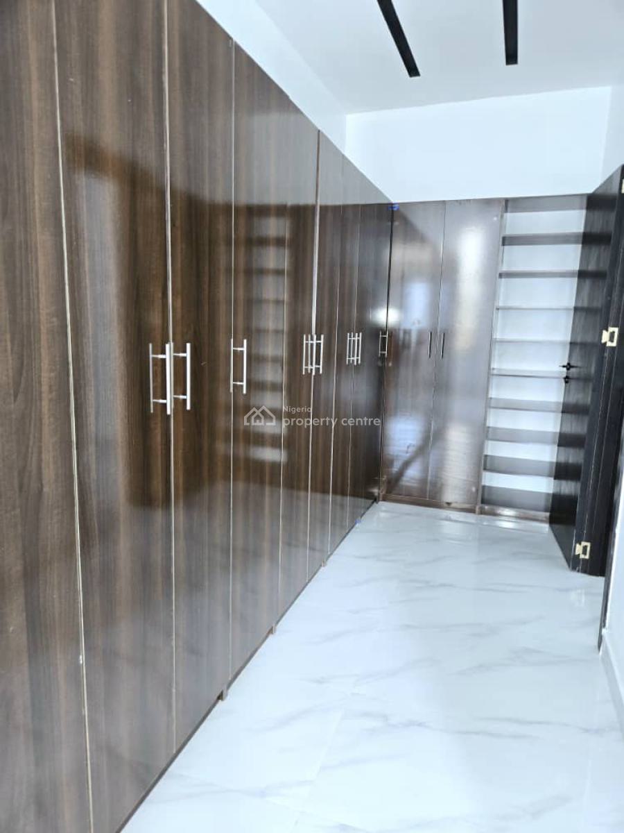 Contemporary Spacious 4 Bedroom Semi-detached Duplex with Bq, Chevron, Lekki, Lagos, Semi-detached Duplex for Sale