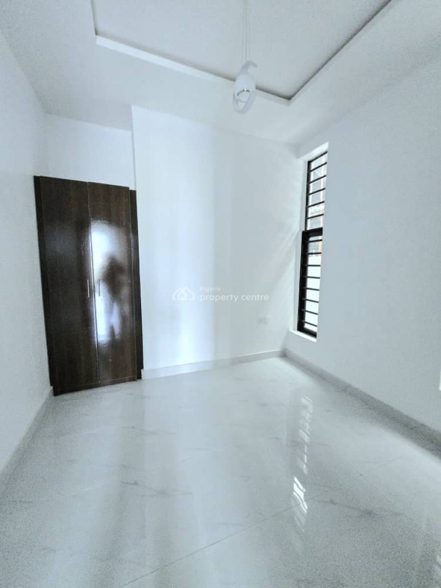 Contemporary Spacious 4 Bedroom Semi-detached Duplex with Bq, Chevron, Lekki, Lagos, Semi-detached Duplex for Sale