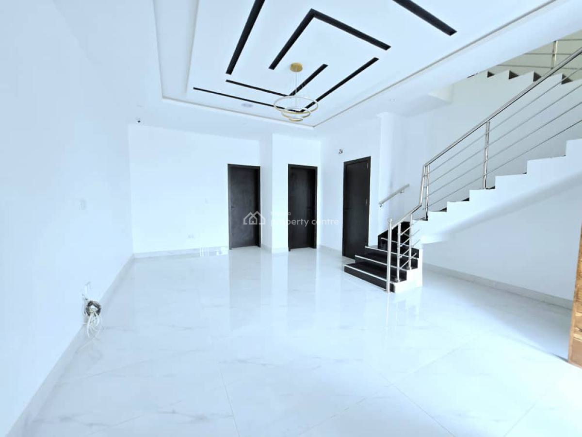 Contemporary Spacious 4 Bedroom Semi-detached Duplex with Bq, Chevron, Lekki, Lagos, Semi-detached Duplex for Sale
