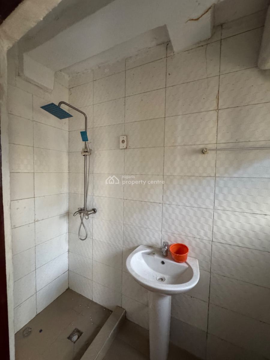 Lovely 2 Bedroom Apartment, Lbs, Sangotedo, Ajah, Lagos, Flat / Apartment for Rent
