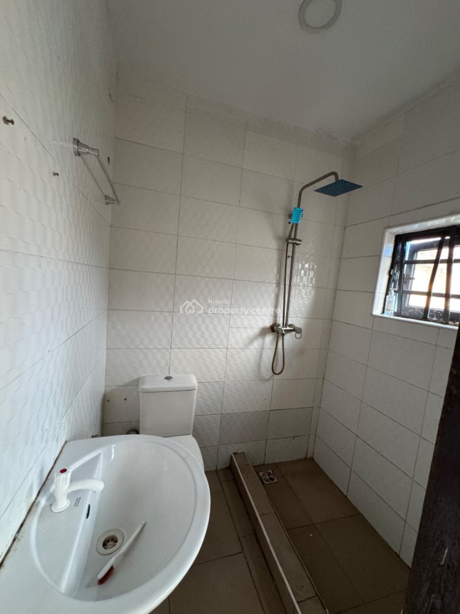 Lovely 2 Bedroom Apartment, Lbs, Sangotedo, Ajah, Lagos, Flat / Apartment for Rent