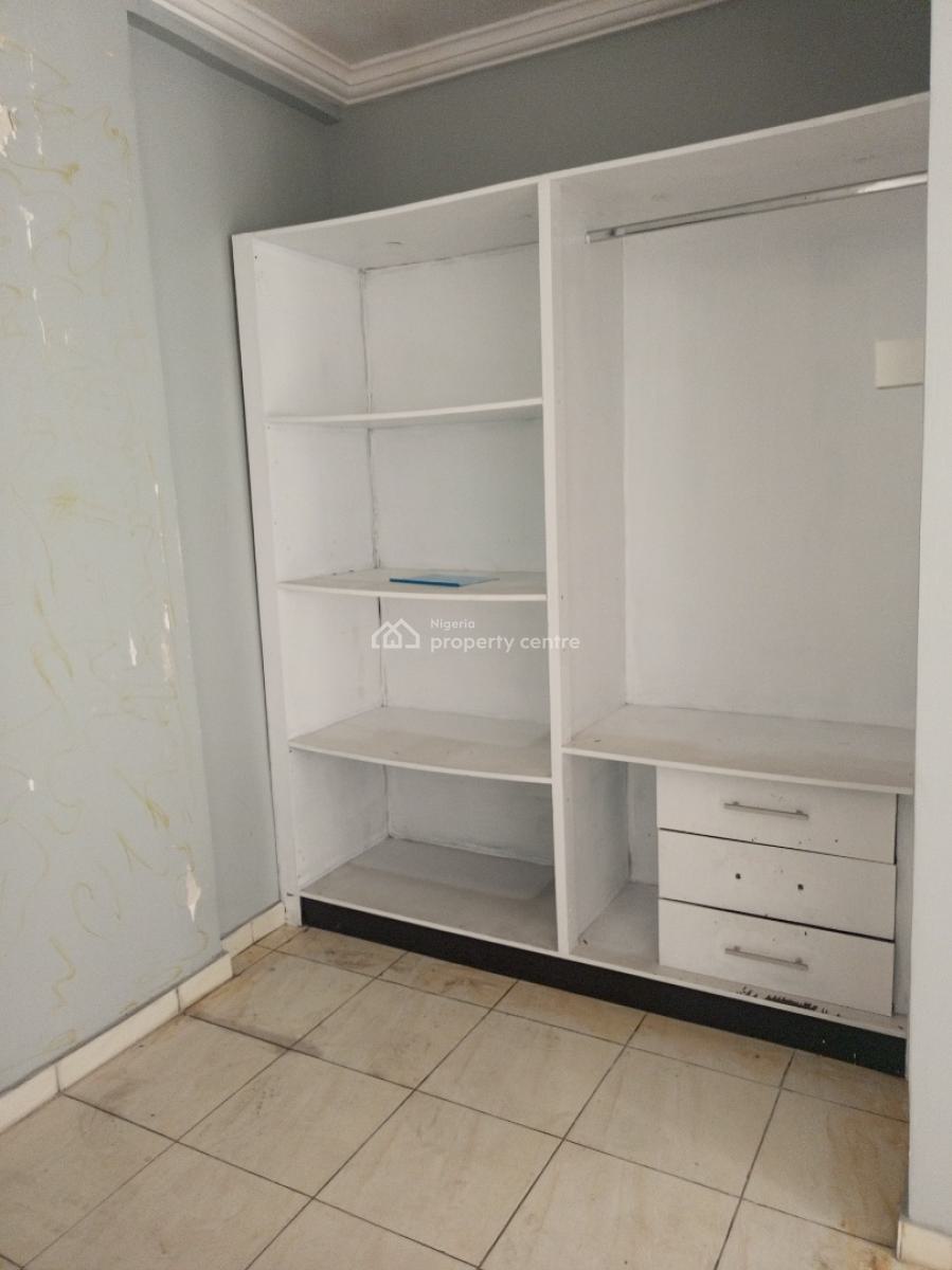 Fully Serviced 4 Bedroom Terrace Secured Estate, Osapa, Lekki, Lagos, Terraced Duplex for Rent