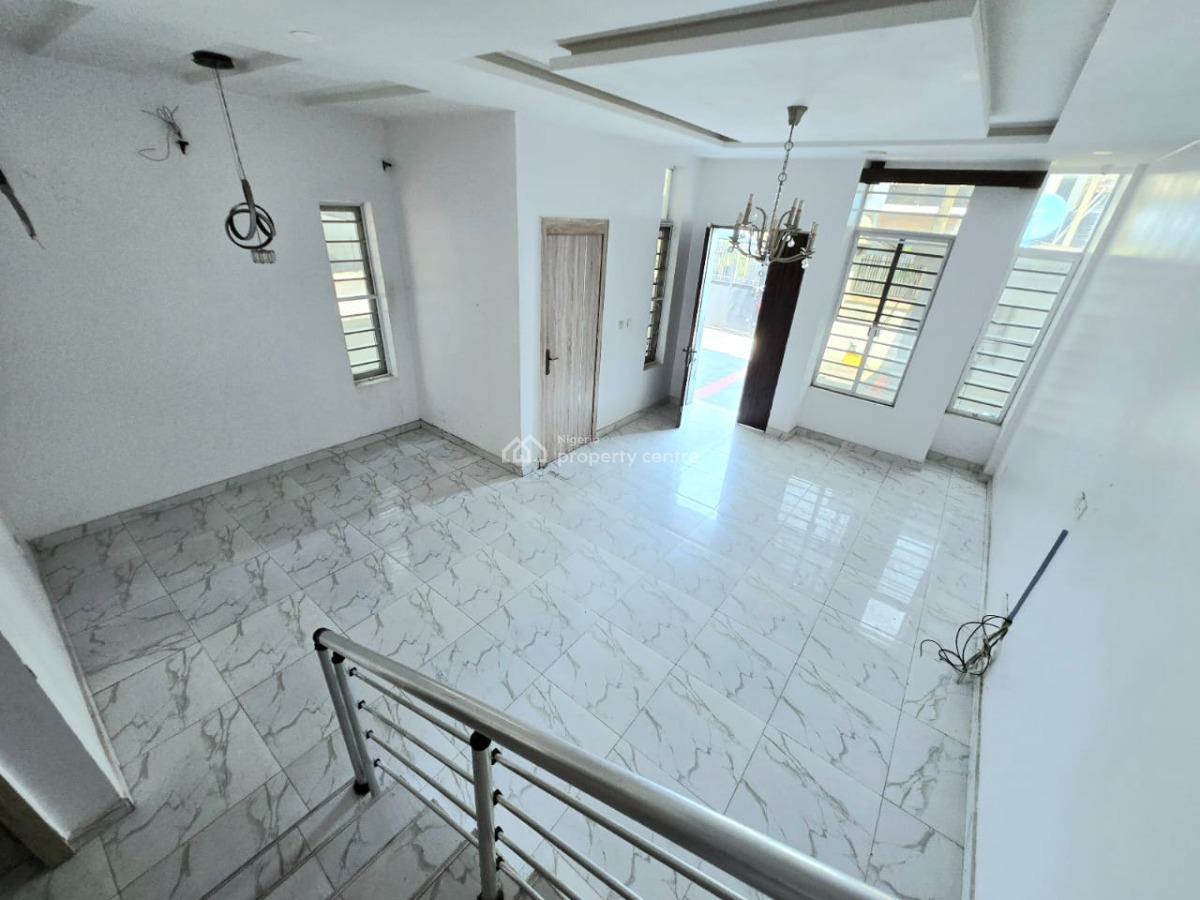 Spacious 4 Bedroom Semi-detached Duplex, Chevron, Lekki, Lagos, Semi-detached Duplex for Rent