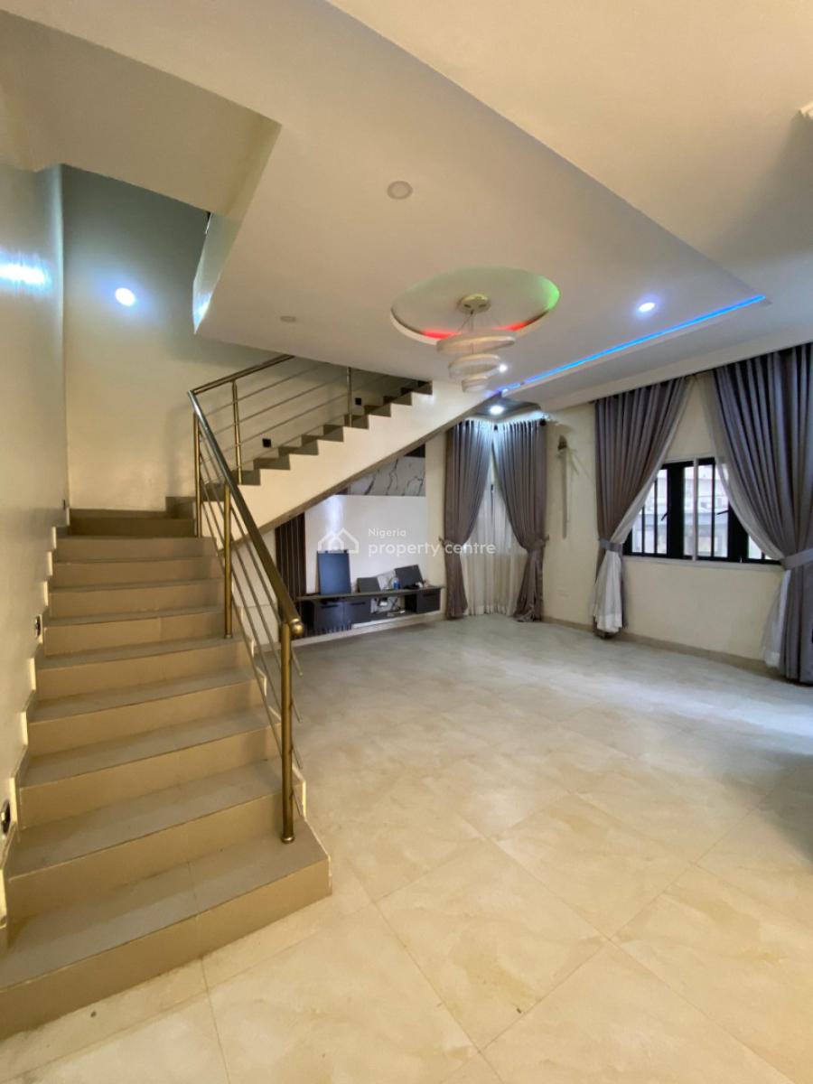 4 Bedroom Terrace Duplex with Bq and Furniture, Ologolo, Lekki, Lagos, Terraced Duplex for Sale