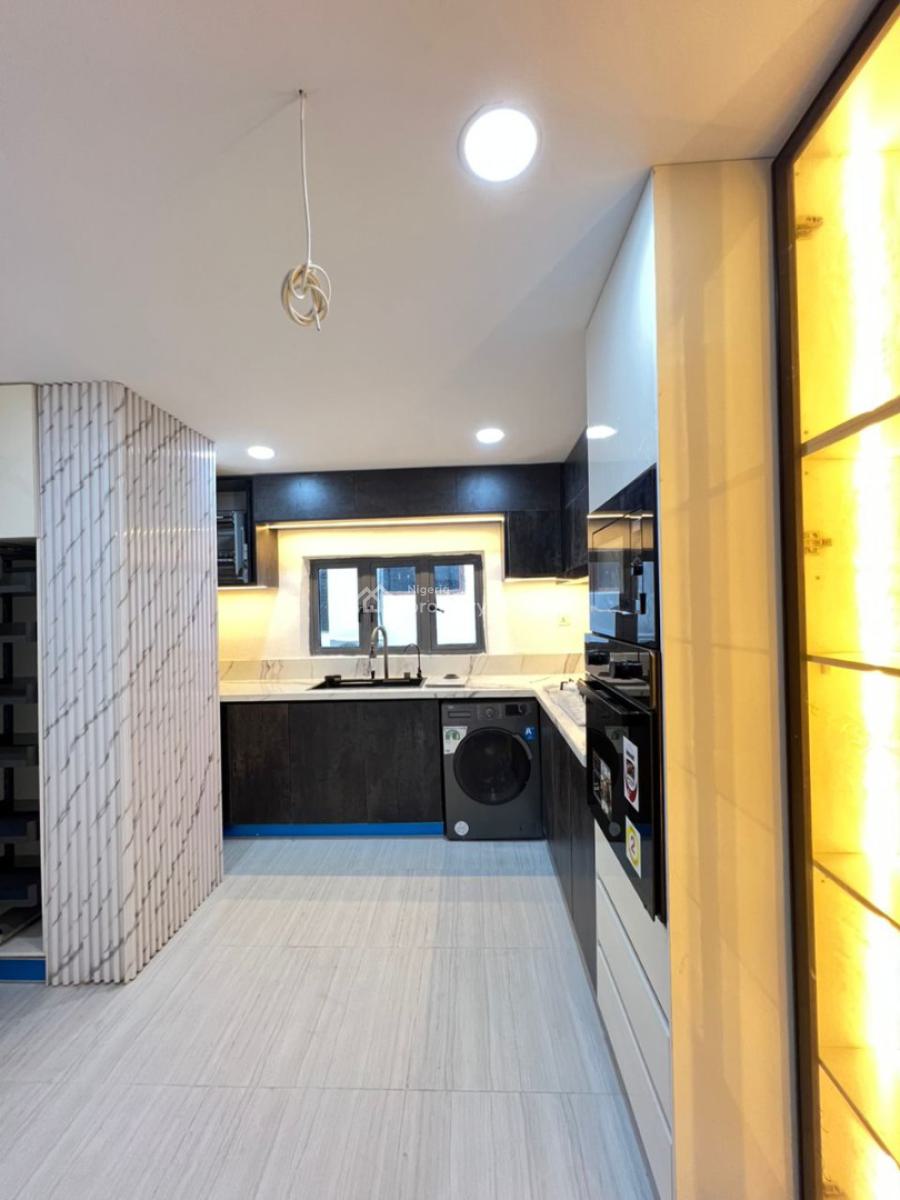 Luxury Built 2 Bedroom Apartment, Ikate, Lekki, Lagos, Flat / Apartment for Sale