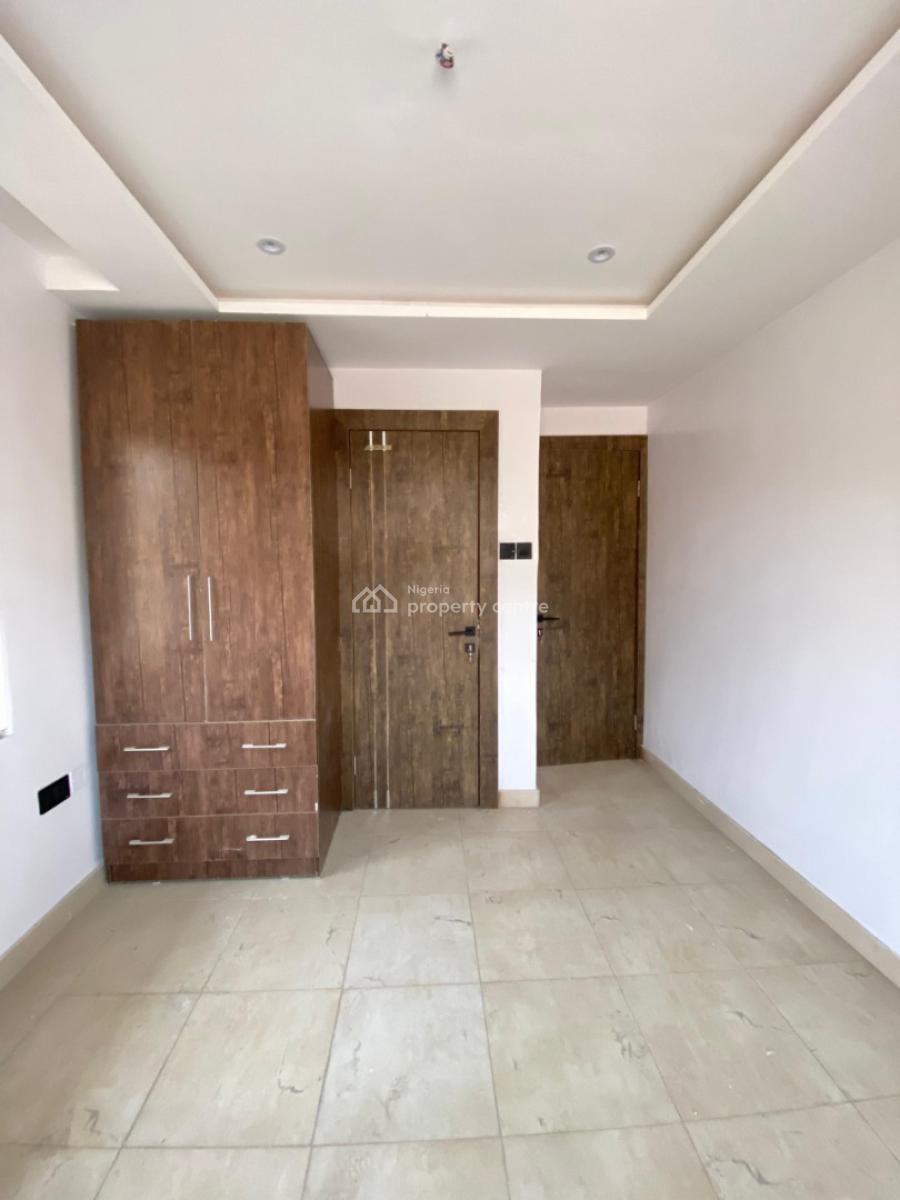 3 Bedroom Flat Apartment, Lekki Phase 1, Lekki, Lagos, Flat / Apartment for Sale