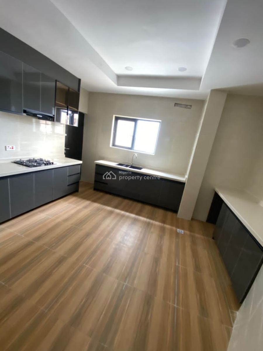 Lovely 2 Bedroom Apartment, Lekki Phase 1, Lekki, Lagos, Flat / Apartment for Rent