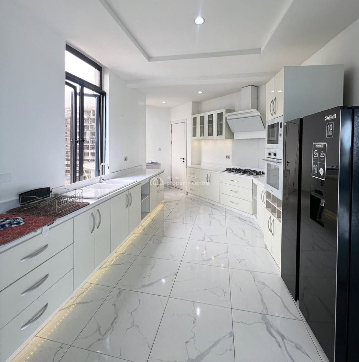 Tastefully Furnished 3 Bedroom Maisonette, Lekki Phase 1, Lekki, Lagos, House for Rent