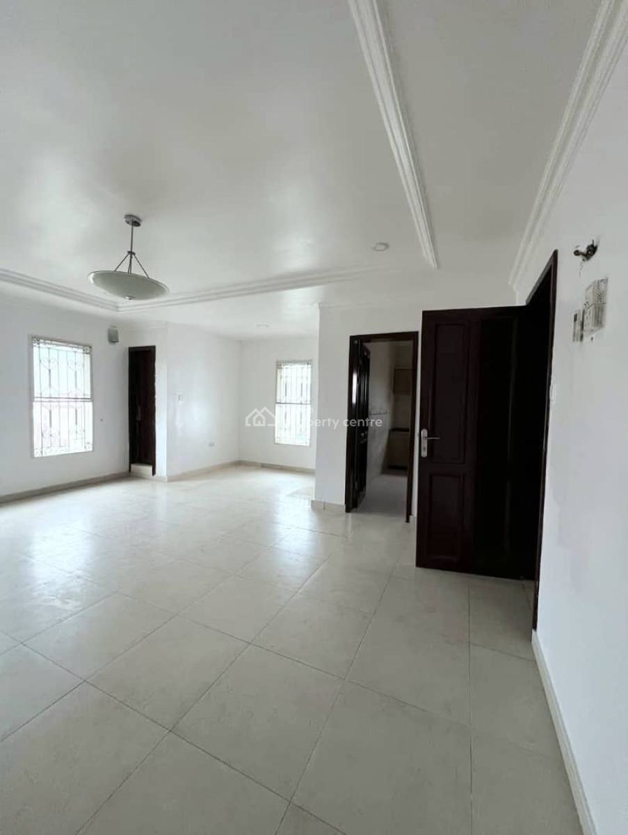 Beautiful 2 Bedroom Apartment, Lekki Phase 1, Lekki, Lagos, Flat / Apartment for Rent