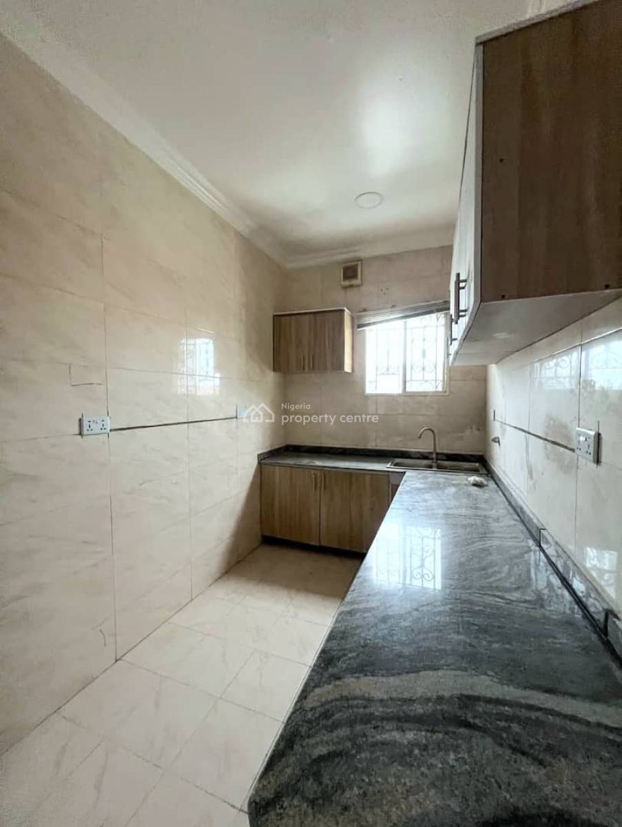 Beautiful 2 Bedroom Apartment, Lekki Phase 1, Lekki, Lagos, Flat / Apartment for Rent