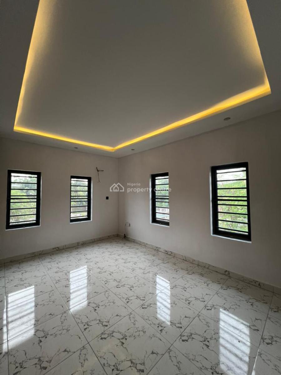 Improved 4-bedroom Semi Detached House, Mobolaji Johnson Estate, Lekki Phase 1, Lekki, Lagos, Semi-detached Duplex for Sale