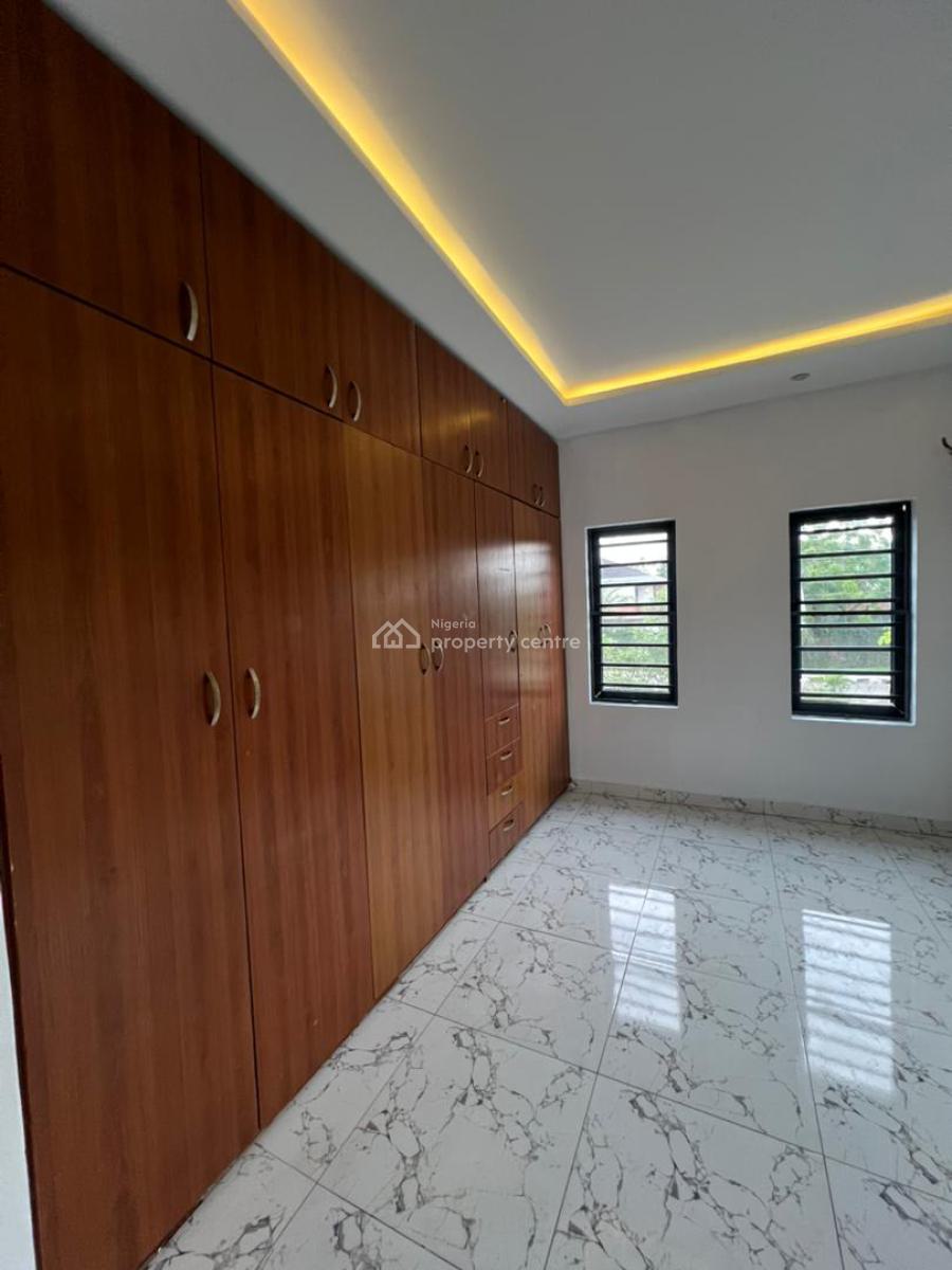 Improved 4-bedroom Semi Detached House, Mobolaji Johnson Estate, Lekki Phase 1, Lekki, Lagos, Semi-detached Duplex for Sale