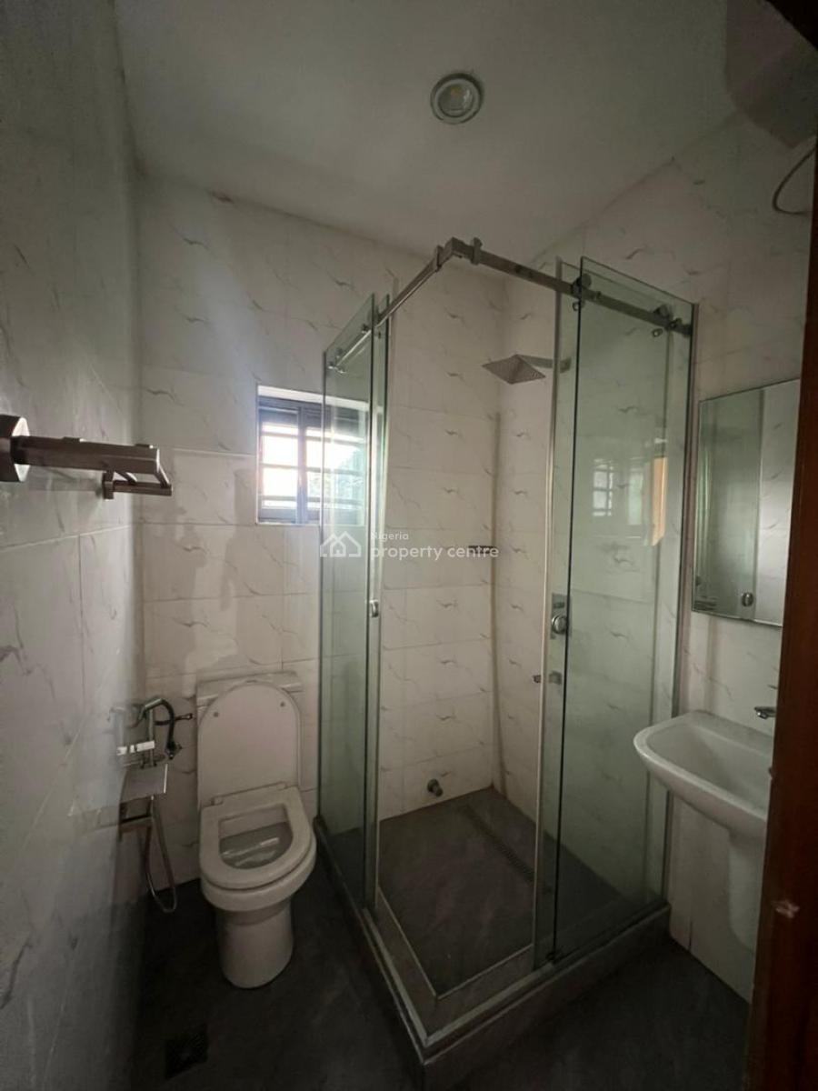 Improved 4-bedroom Semi Detached House, Mobolaji Johnson Estate, Lekki Phase 1, Lekki, Lagos, Semi-detached Duplex for Sale