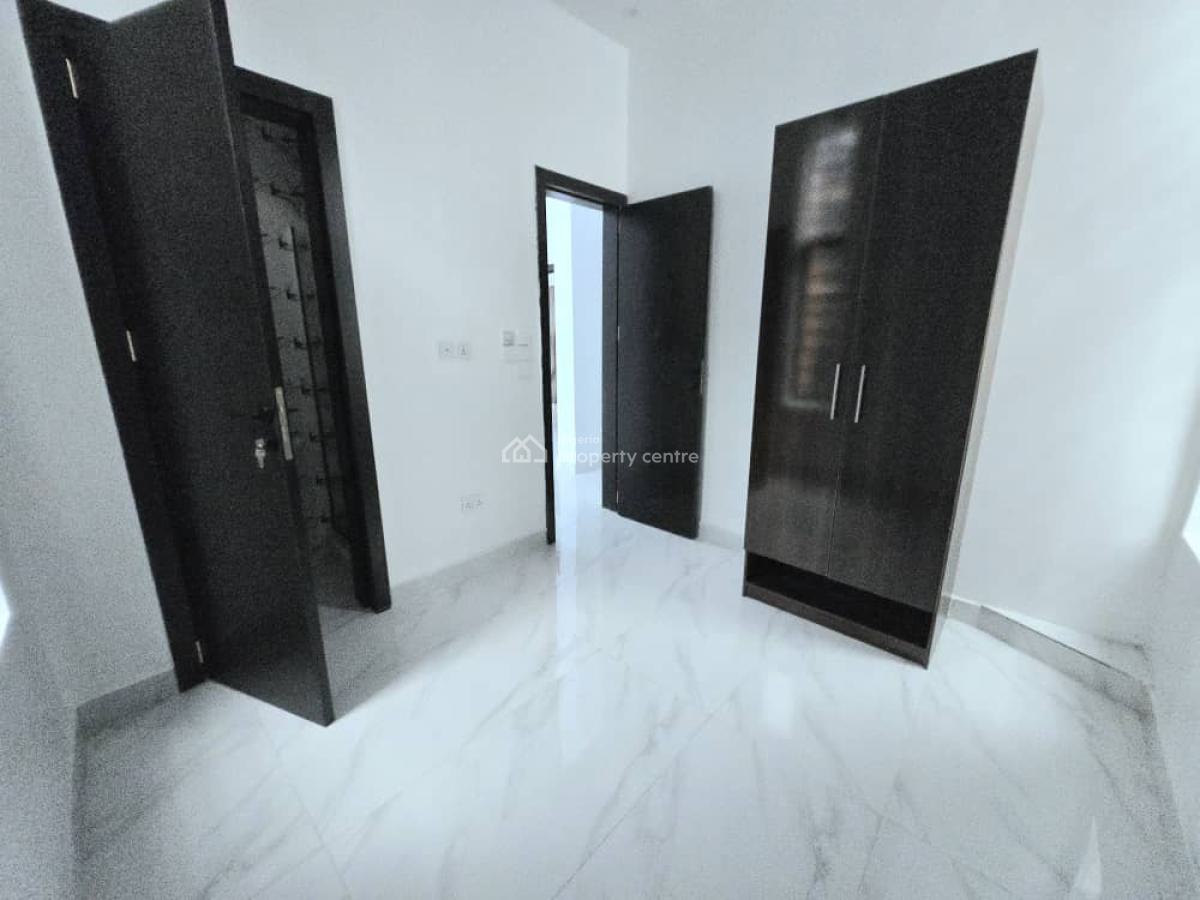 Contemporary Spacious 4 Bedroom Semi-detached Duplex with Bq, Chevron, Lekki, Lagos, Semi-detached Duplex for Sale
