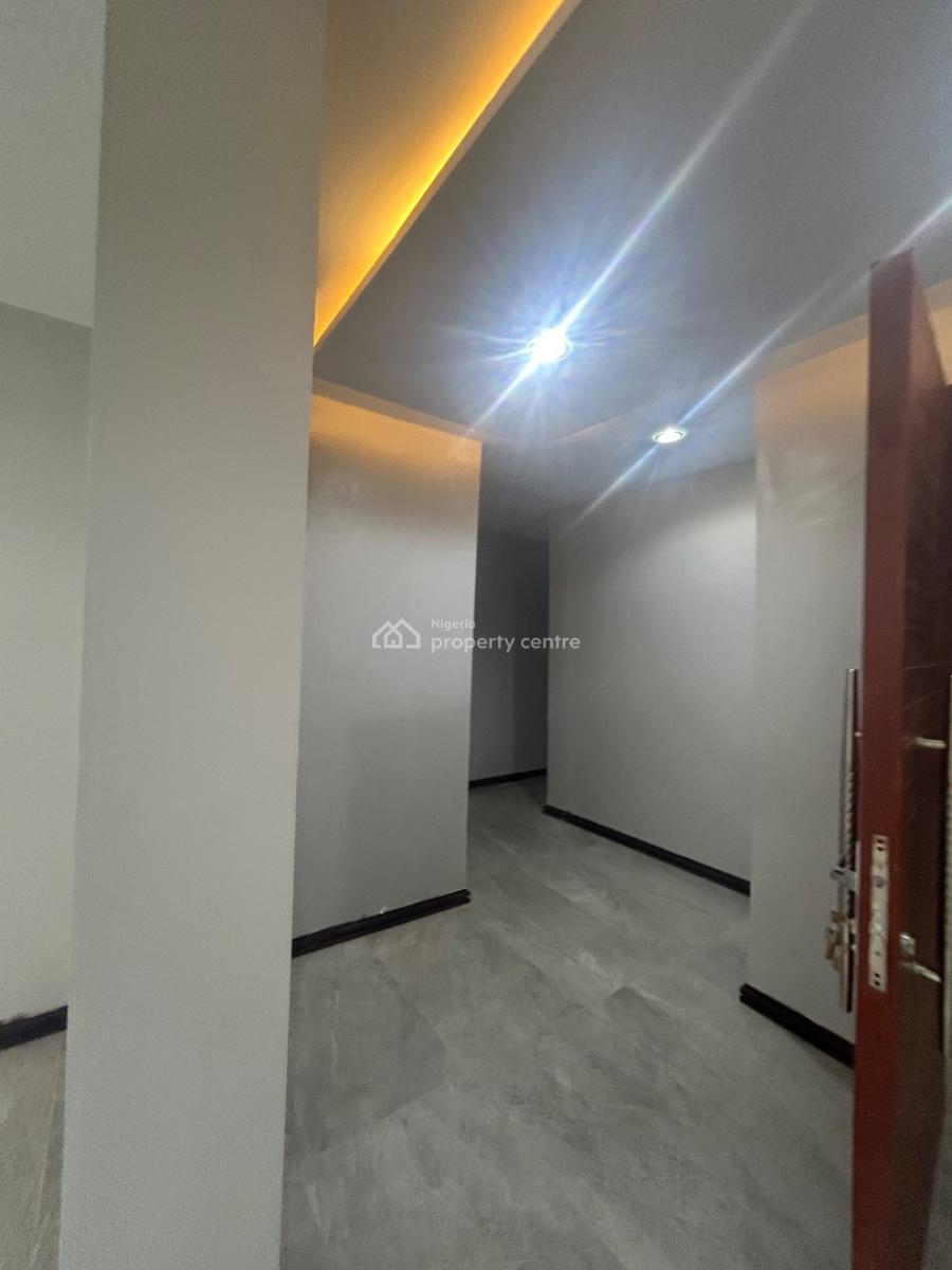 Luxury Pent Maisonette House, Lekki Phase 1, Lekki, Lagos, Block of Flats for Sale