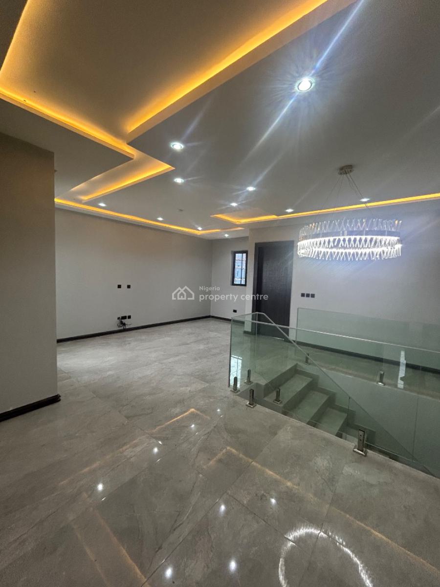 Luxury Pent Maisonette House, Lekki Phase 1, Lekki, Lagos, Block of Flats for Sale