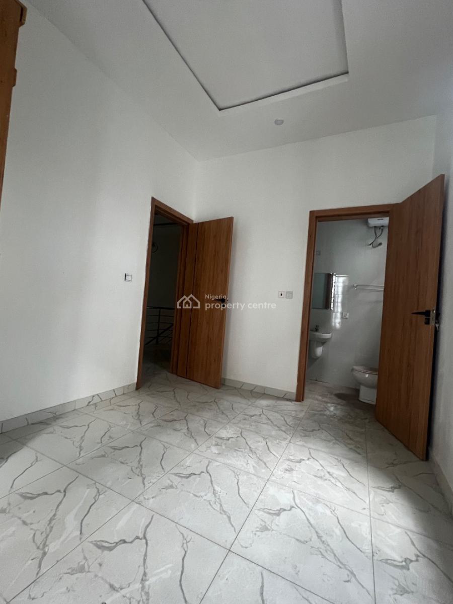 Contemporary Built 4 Bedroom Semi Detached Duplex with Bq, Vgc, Lekki, Lagos, Semi-detached Duplex for Rent