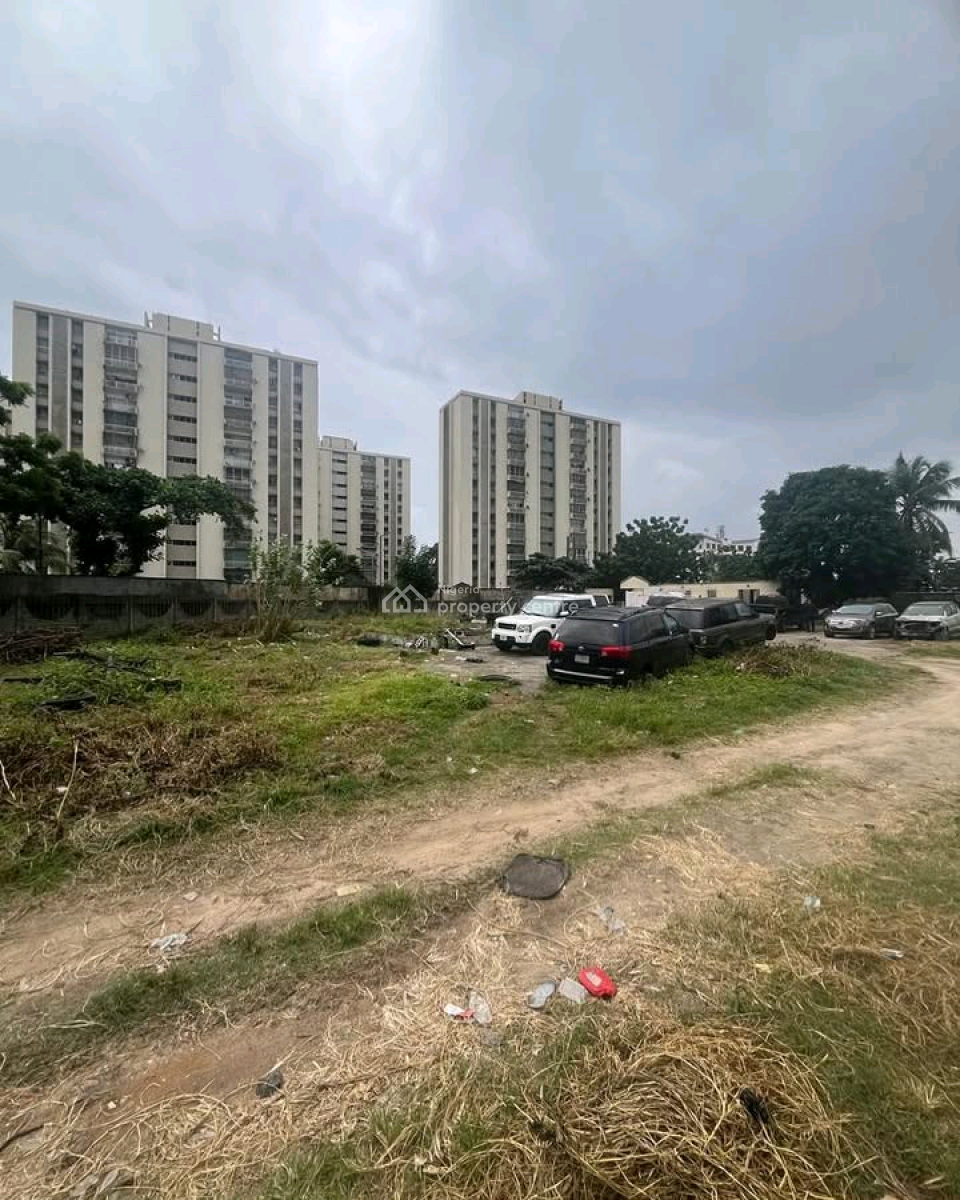 Location: Victoria Island. Square Meters: 4,100 Sqm.  Price: 7 Billion, Victoria Island (vi), Lagos, Land for Sale