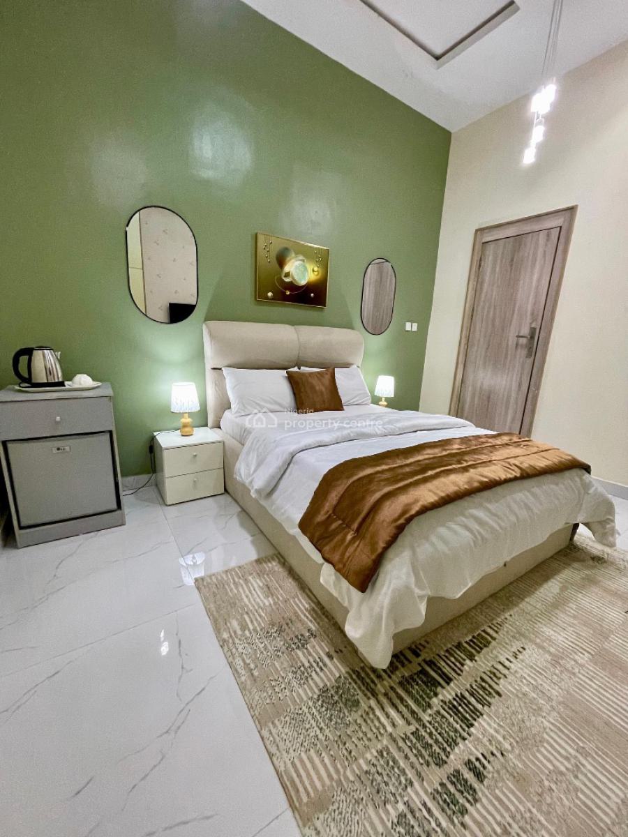 1 Unit of Beautiful 3 Bedroom Apartment with  Ps5 in Cadogan Place Est, Lekki Phase 1, Lekki, Lagos, Flat / Apartment Short Let